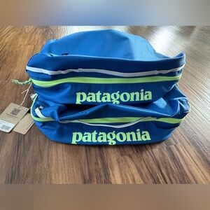 *BRAND NEW* Two (2) Patagonia Black Hole Cubes (14L) Vessel Blue